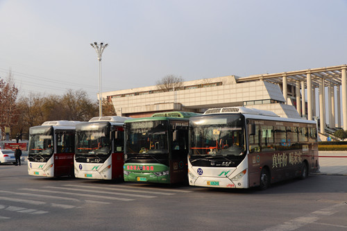 直达公交 有序停放