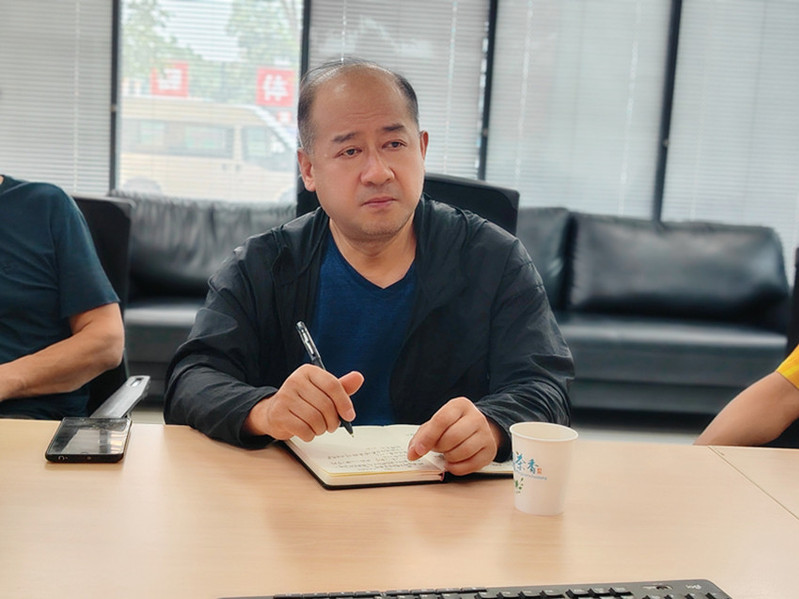 来宾交流发言