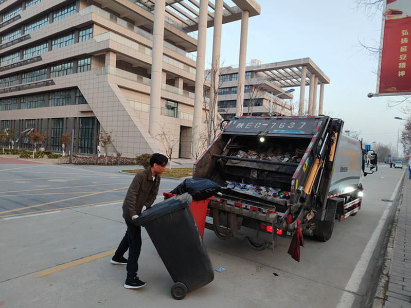 垃圾清运不间断