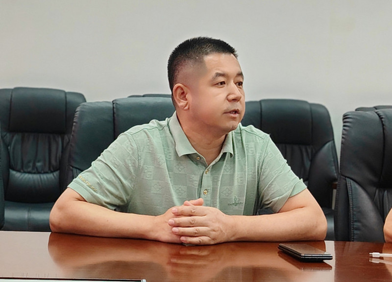 后勤安保处处长李晓飞作大会总结发言